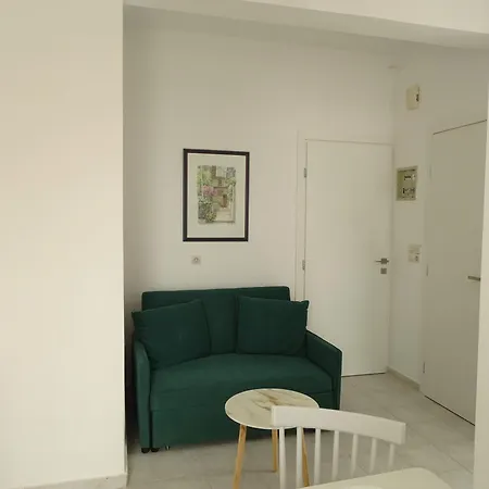 Diane Apartment Naxos City